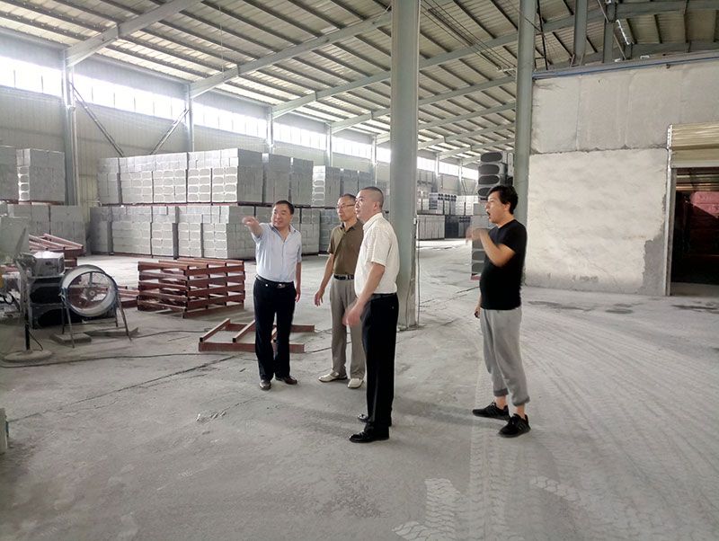 柘城總商會(huì)、住建部發(fā)展科技中心、中國(guó)建材研究總院專(zhuān)家及領(lǐng)導(dǎo)人蒞臨考察-2-20230905081138